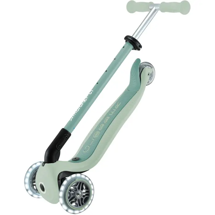 GLOBBER Go-Up Active Lights Eco (light green)