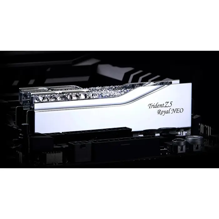 G.Skill DDR5 - 32GB - 6000 - CL - 36 (2x 16 GB) dual kit, RAM (silver, F5-6000J2836G16GX2-TR5NS, Trident Z5 Royal Neo, AMD EXPO)
