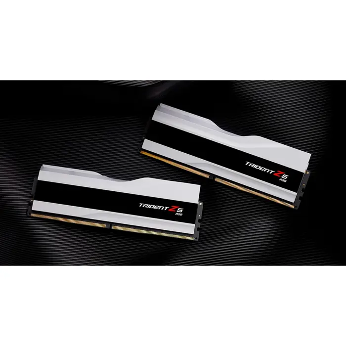 G.Skill DDR5 - 64GB - 6000 - CL - 34 (2x 32 GB) dual kit, RAM (white, F5-6000J3636F32GX2-TZ5RW, Trident Z5 RGB, INTEL XMP)