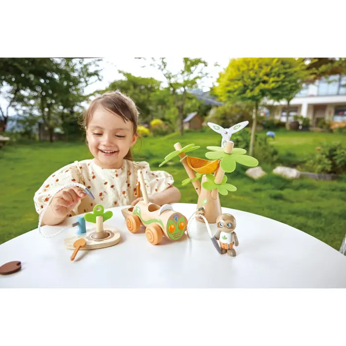 Hape trees with electric car, toy vehicle