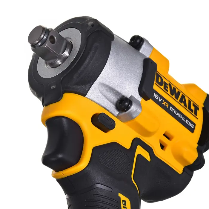 Impact wrench 1/2" 18V 406 Nm 2x 5.0 Ah DCF921P2T DEWALT