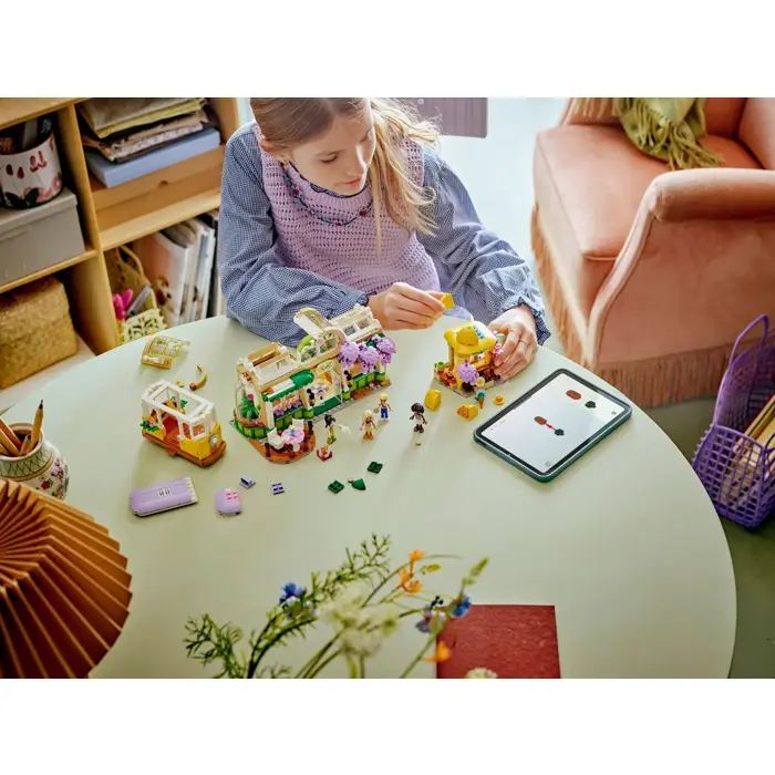 LEGO FRIENDS 42671 Plant Café & Flower Shop
