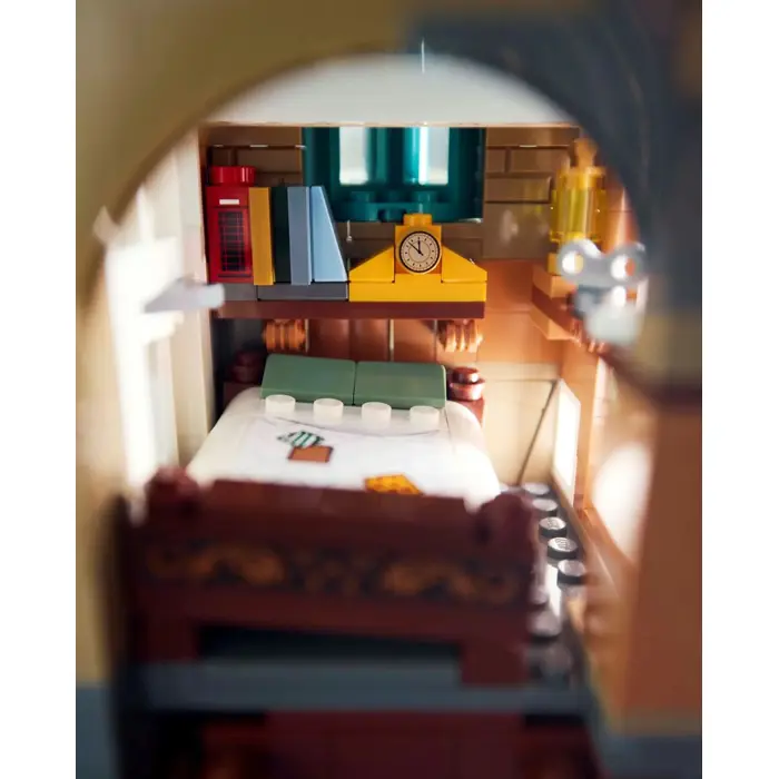 LEGO HARRY POTTER 76437 The Burrow - Collectors’ Edition