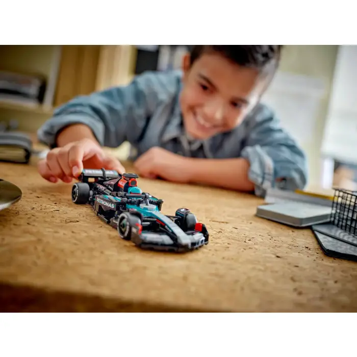 LEGO SPEED CHAMPIONS 77244 Mercedes-AMG F1 W15