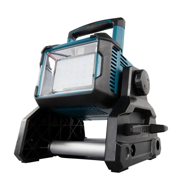 MAKITA LAMP 18V/14,4V DML811 LED 1800lx/3000lm +AC POWER