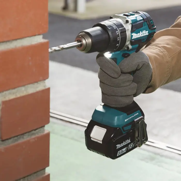 MAKITA. MACPAC UD.18V DHP484RFJ 54/30Nm 2x3.0Ah BLDC SCREWDRIVER