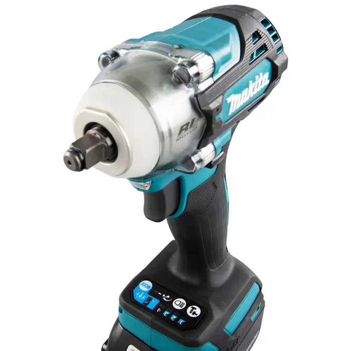 MAKITA. STROKE WRENCH. 18V DTW302Z 300Nm 3/8"