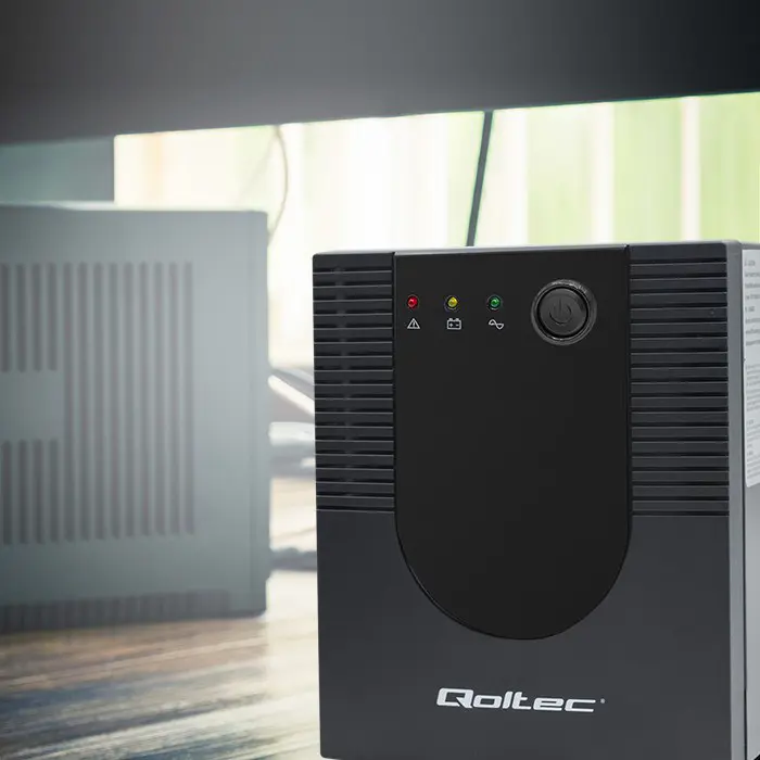 Qoltec 53777 Uninterruptible Power Supply Line Interactive | Monolith | 2000VA | 1200W