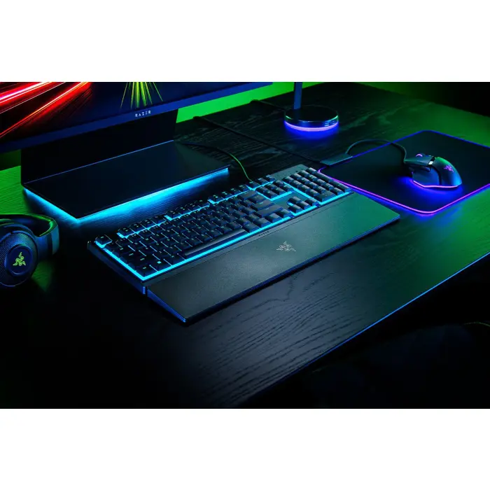 Razer Gaming Keyboard Ornata V3 X RGB LED light, US, Wired, Black, Silent Membrane, Numeric keypad