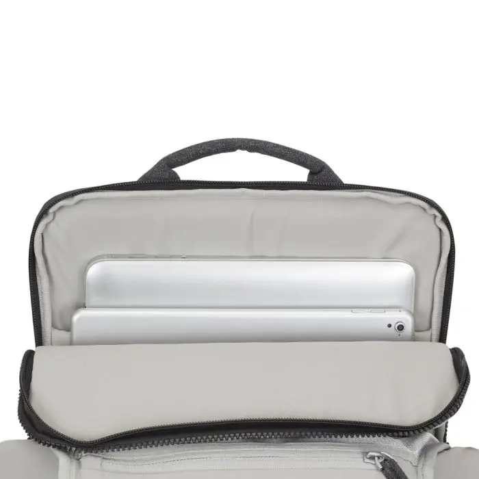RivaCase backpack for MacBook Pro and other Ultrabooks 15.6 "8861 black