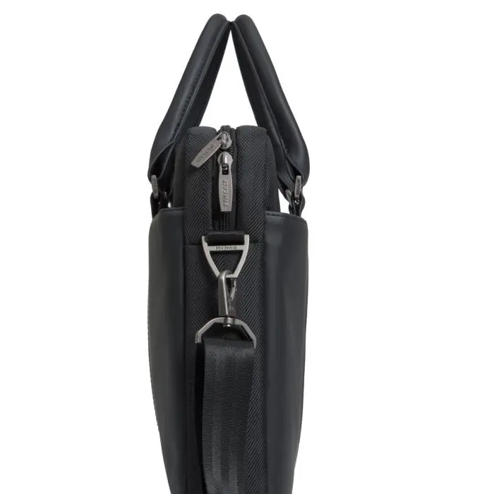 RivaCase black laptop bag 15.6 "8135 black