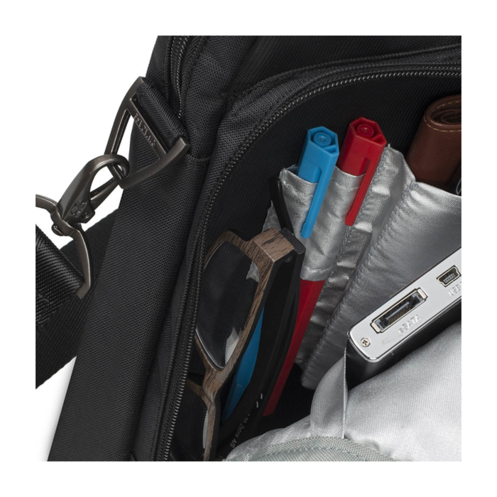 RivaCase laptop bag 17.3 "black 8550