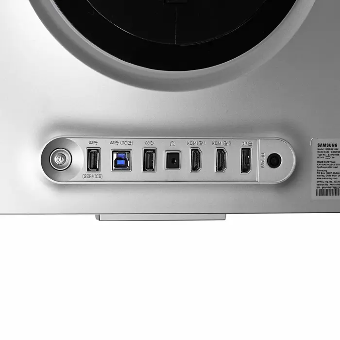 Samsung S32FG810SU computer monitor 81.3 cm (32") 2160 x 3840 pixels 4K Ultra HD OLED Silver