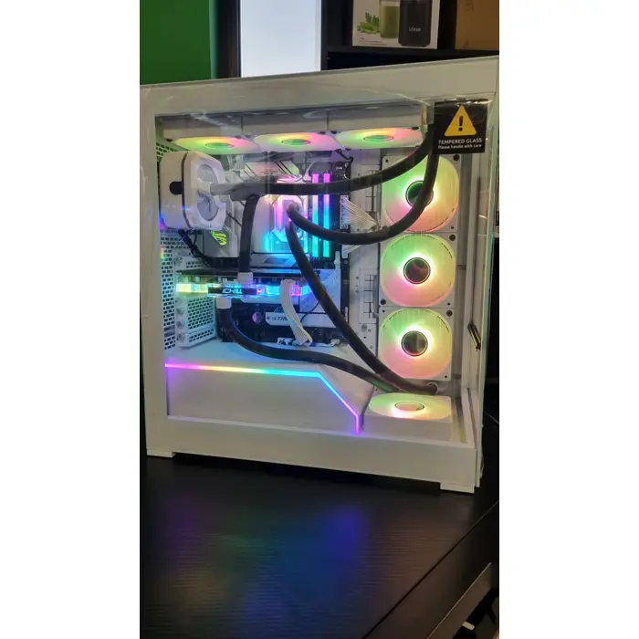 Samurai Custom Gamer (Ryzen 7 9800X3D, Custom Liquid, 32GB DDR5, 2TB SSD, RTX 4080 Super, 1000W, White Ed.) Win11P