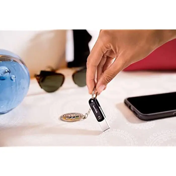 SanDisk iXpand Flash Drive Go 256GB - USB3.0 + Lightning - za iPhone in iPad