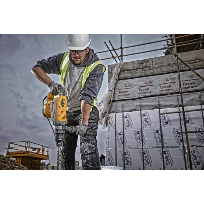 SDS-MAX 1700W SDS-MAX Drill Hammer D25773K DEWALT