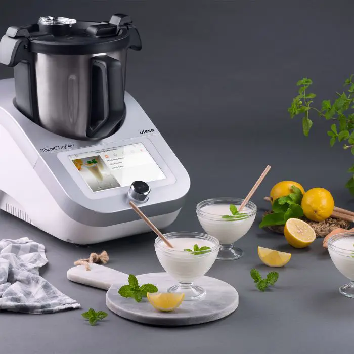 Ufesa TotalChef RK7 Multifunctional Food Processor, 2000W