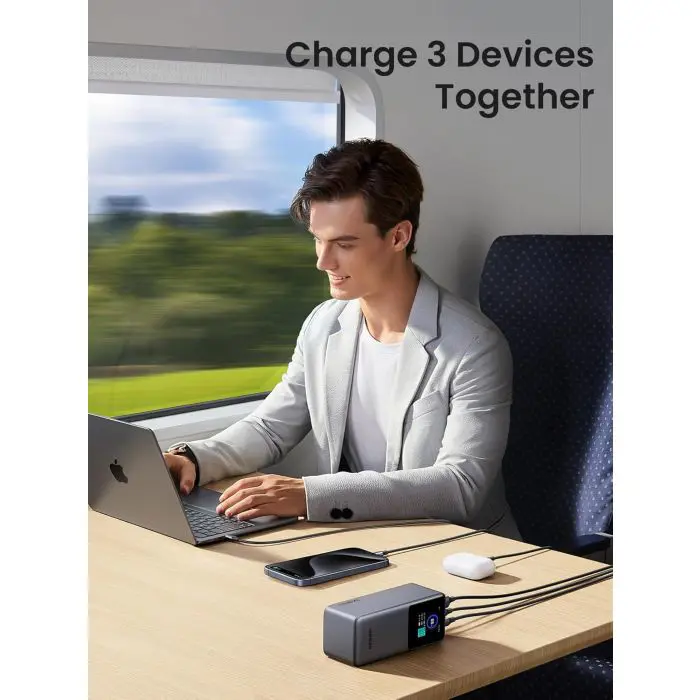 Ugreen portable rechargeable battery 20,000mAh, 130W with smart digital display