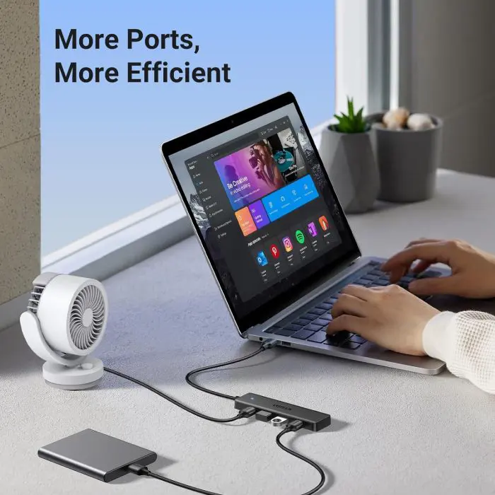 Ugreen USB 3.0 Hub with 4x USB-A connectors