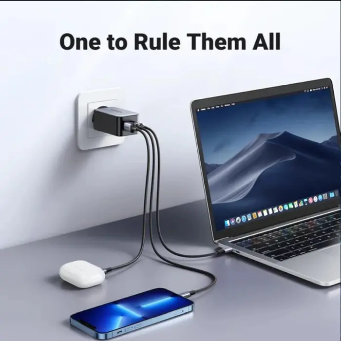 UGREEN zidni punjač 65W, 1xUSB-A, 2xUSB-C, GaN II Tech, QC4.0+, PD3.0, crni