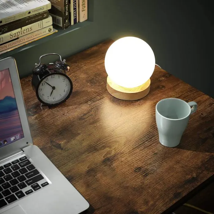 Vasagle L-shaped computer table