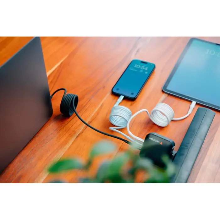 Verbatim Sync & Charge kabel USB-C na USB-C 100W Magnetic 120 cm - plavi