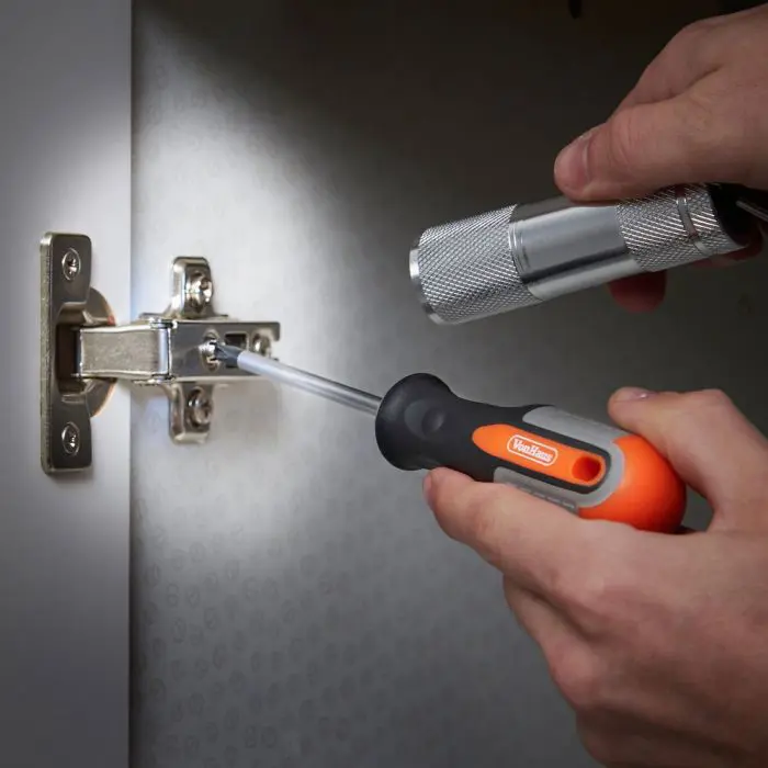 VonHaus 256-piece hand tool set