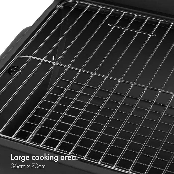 VonHaus charcoal grill