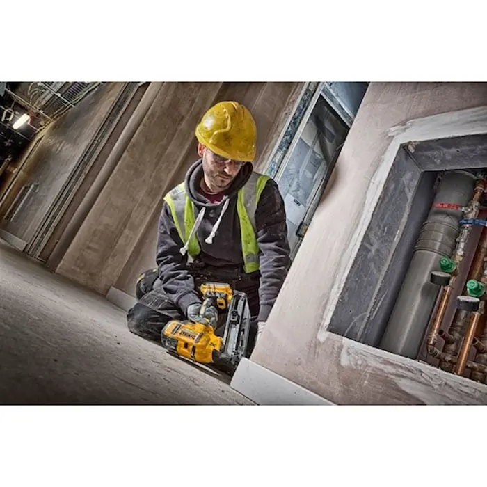 XR 18V 2AH Whistle Nailer 32-63mm