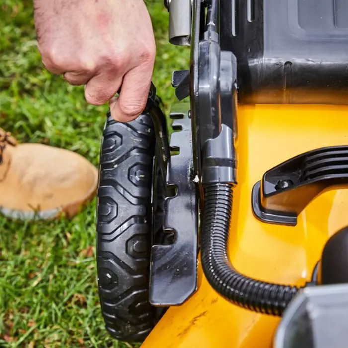 XR 2x18V lawn mower with AKU. 5Ah + Load 48cm